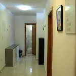 Anthropos - Near Split Apartamento